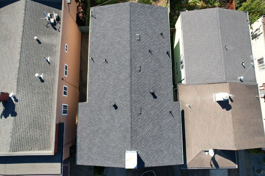Professional Residential Roof Replacement Contractors in Santa Cruz