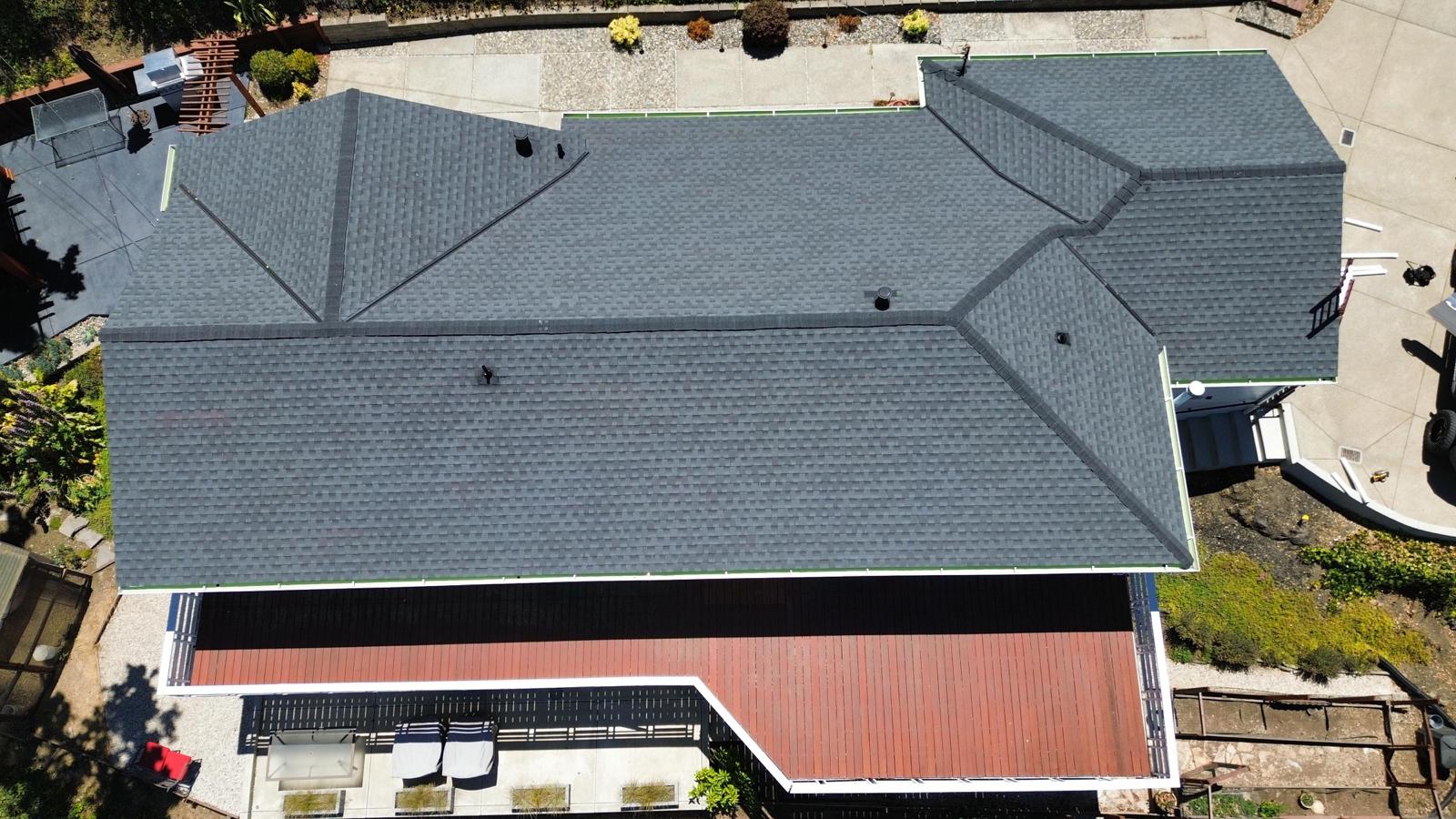 asphalt shingle roof replacement company in San Jose